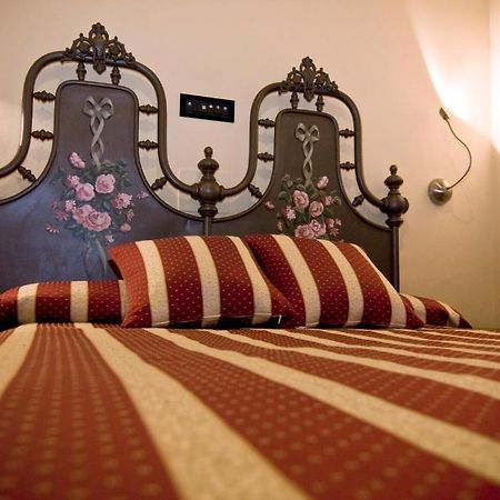 Hotel Regina Pinerolo Room photo